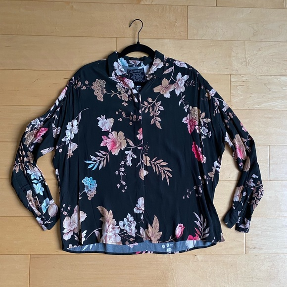 NWT Johnny Was Taos Black Floral Button Down - Picture 6 of 13